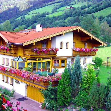 Gaestehaus Alpina Dorfgastein Buitenkant foto
