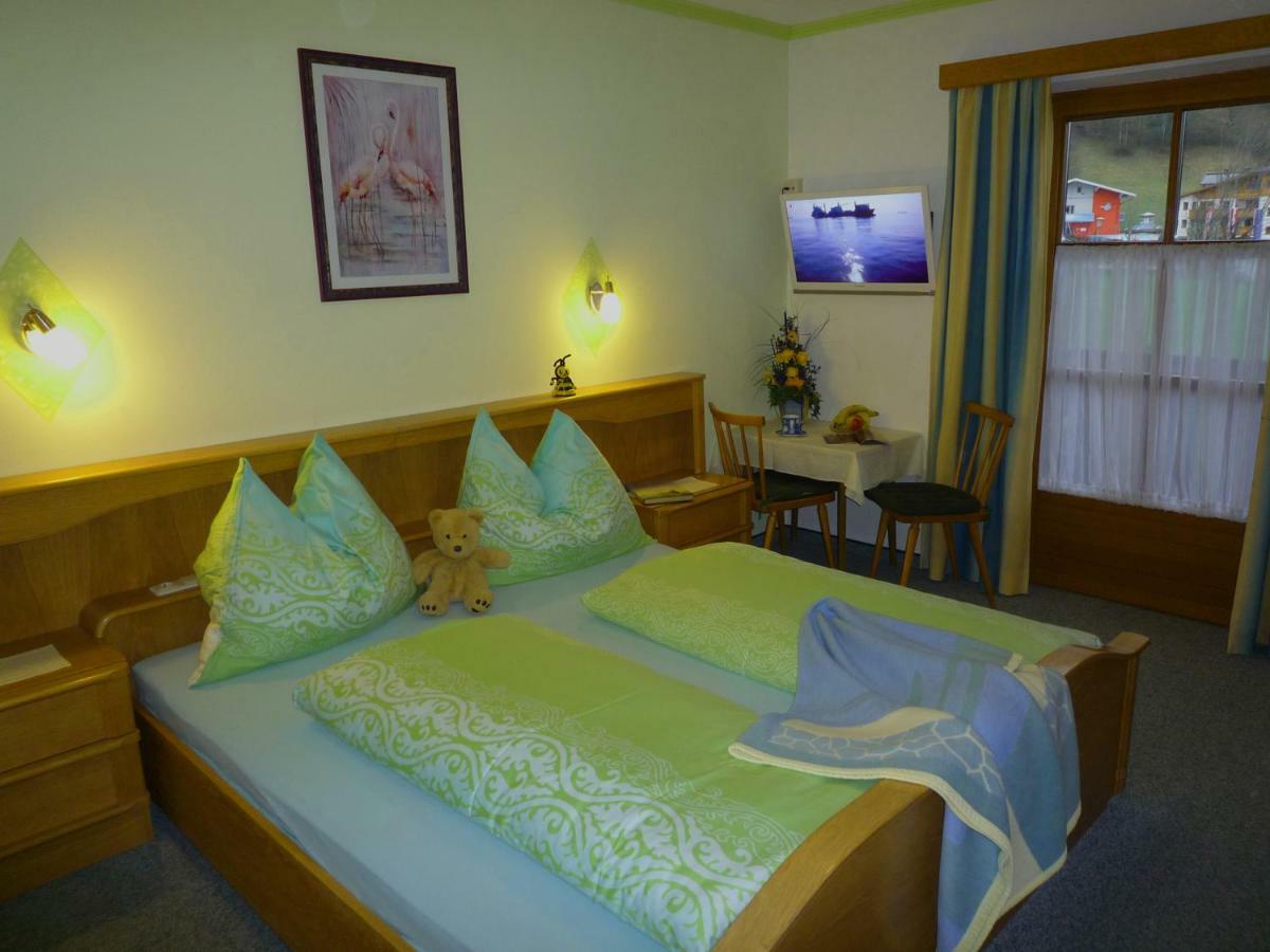 Gaestehaus Alpina Dorfgastein Buitenkant foto